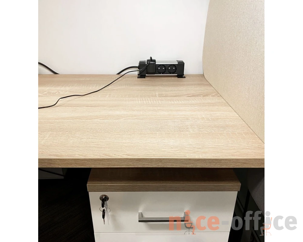 Блоки розеток Under Desk
