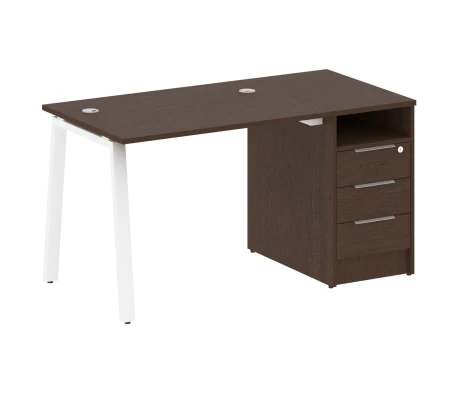 Офисный стол на А-образном м/к с опорной тумбой 141,2x72x75 Метал Систем / Metal System