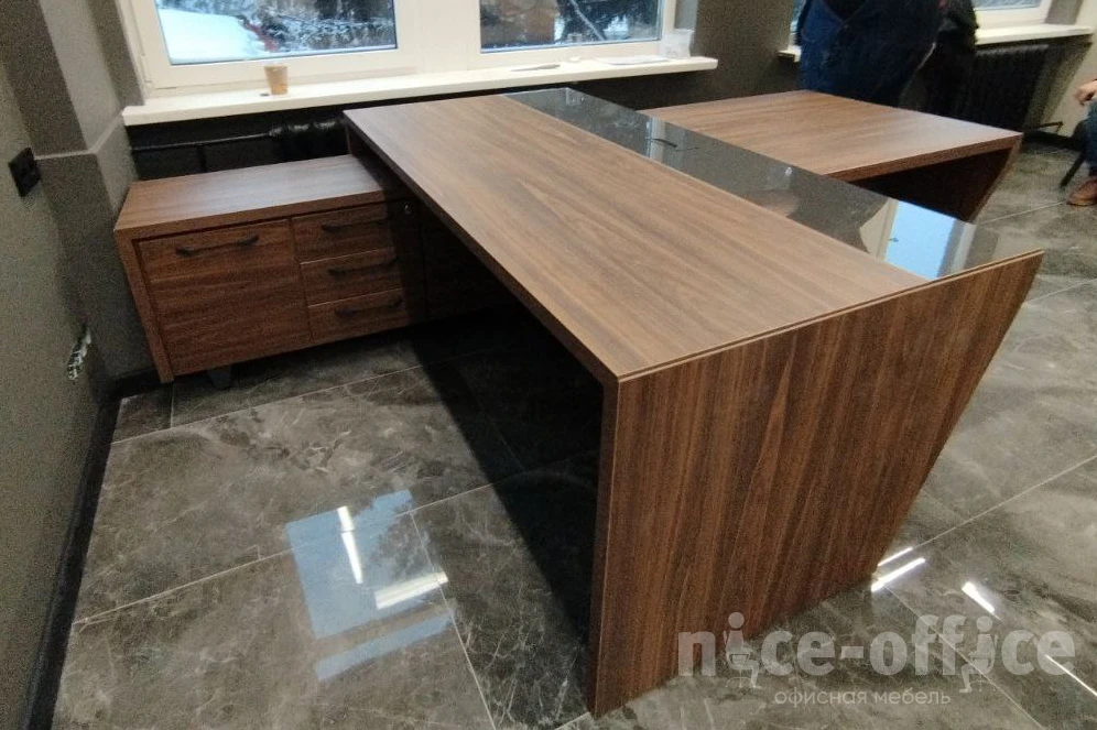 Кабинет руководителя Corner фото в интерьере 7