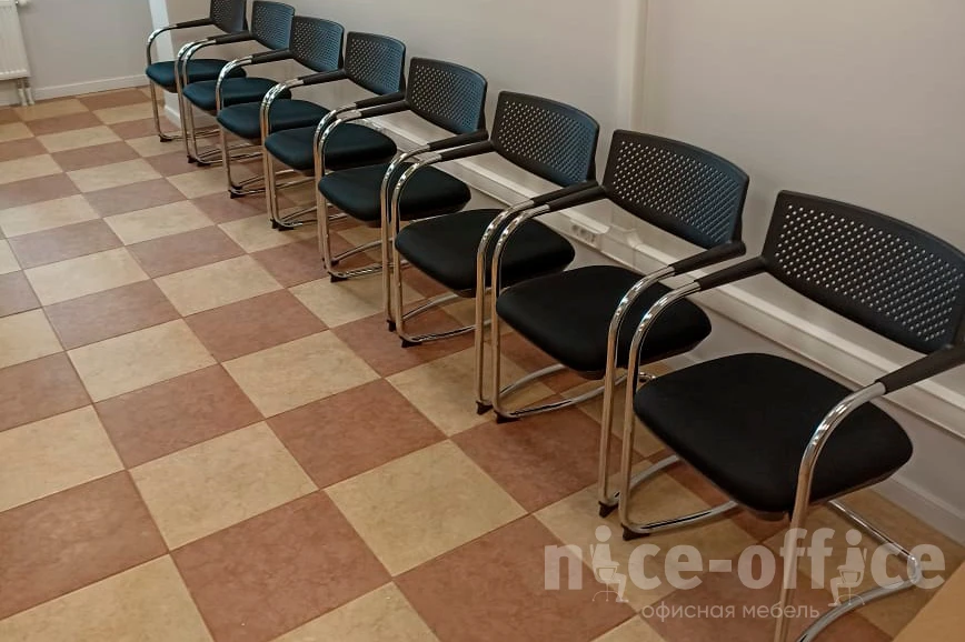 Кресло Norden Visavi black CF Пластик/Ткань, Черный фото в интерьере 1