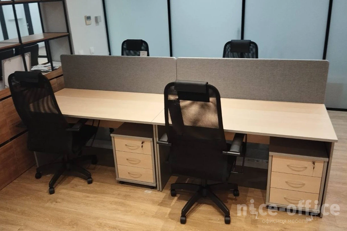 Офисный стол 1400x720x755 Рива / Riva фото в интерьере 3