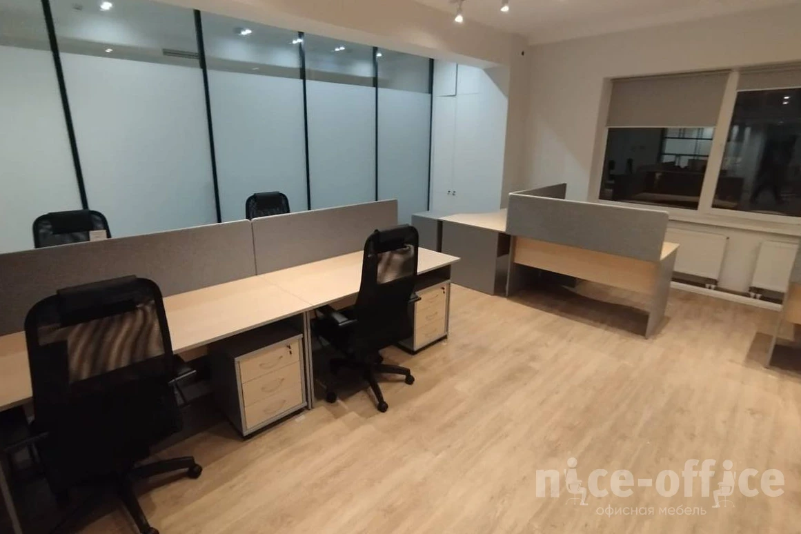 Офисный стол 1400x720x755 Рива / Riva фото в интерьере 4