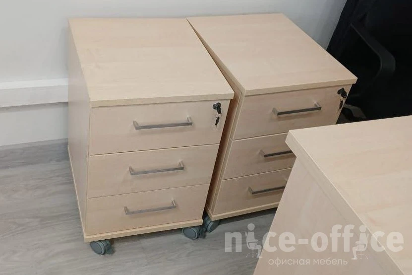 Кабинет руководителя First фото в интерьере 6